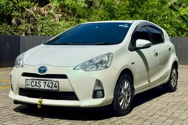 Toyota Aqua for rent in Ampara