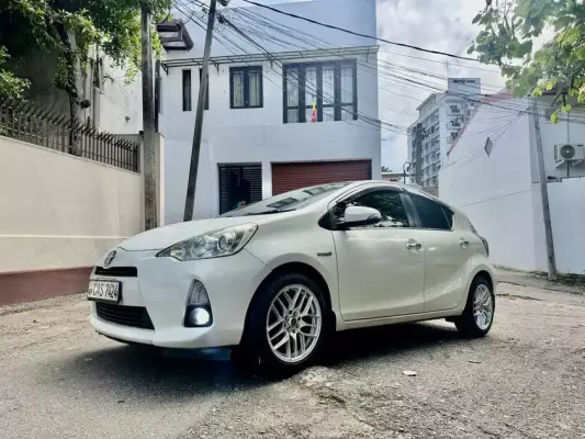 Toyota Aqua for rent in Pottuvil