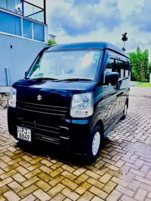 Suzuki Every for rent in Dehiwala