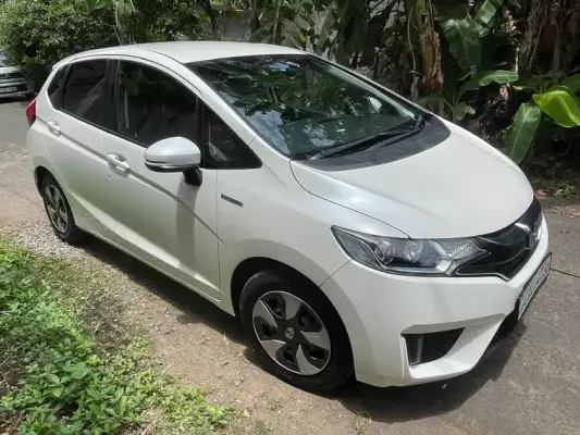 Honda Fit for rent in Ella