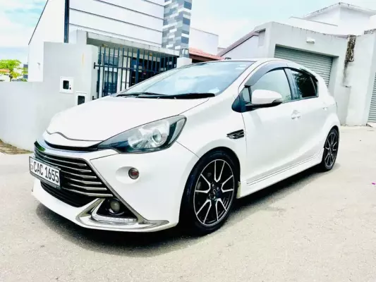 Toyota Aqua for rent in Galle