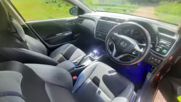 Honda Grace for rent in Bentota