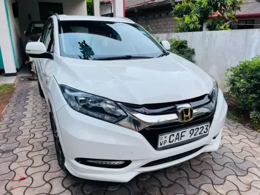Honda Vezel for rent in Sri Lanka