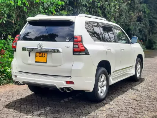 Toyota Prado for rent in Sri Lanka