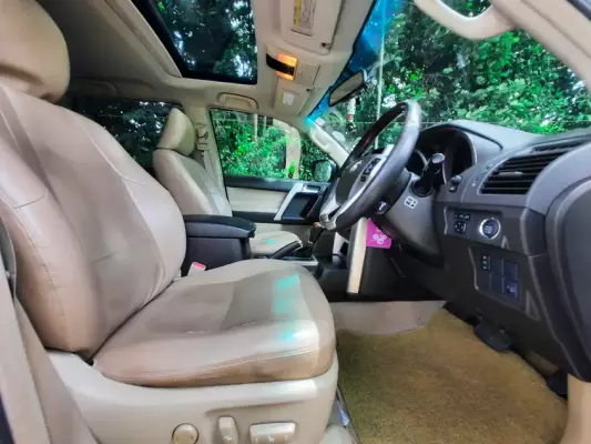 Toyota Prado for rent in Sri Lanka