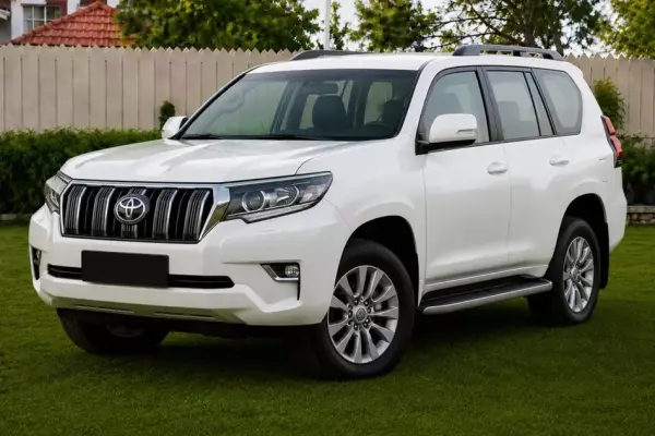 Toyota Prado for rent in Sri Lanka