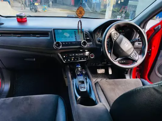 Honda Vezel RS for rent in Sri Lanka