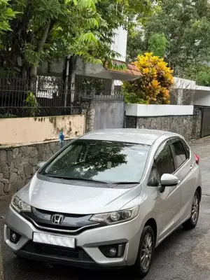 Honda Fit for rent in Jaffna