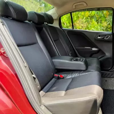 Honda Grace for rent in Bentota