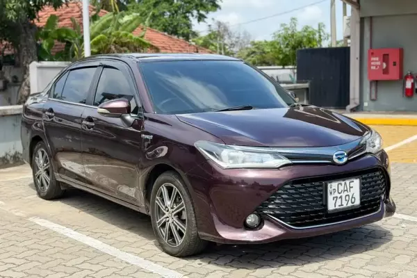 Toyota Corolla Axio for rent in Batticaloa Airport