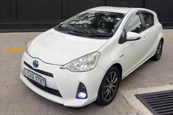 Toyota Aqua for rent in Pottuvil