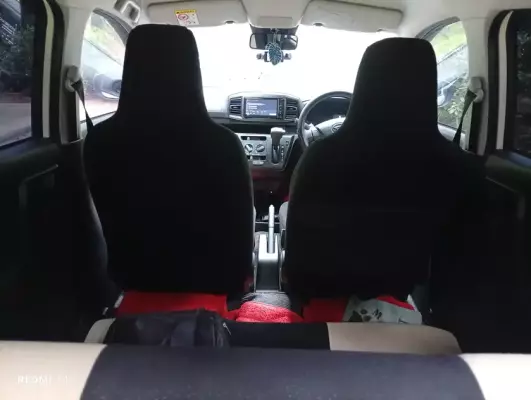 Daihatsu Mira for rent in Jaffna