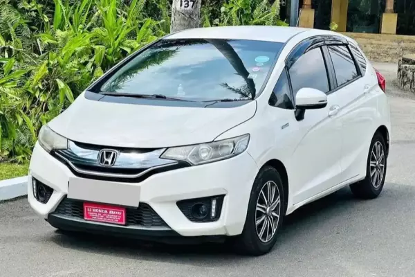 Honda Fit for rent in Ella