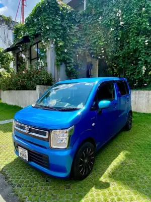 Suzuki Wagon R for rent in Sri Lanka