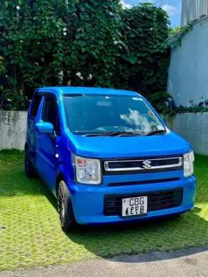 Suzuki Wagon R for rent in Sri Lanka