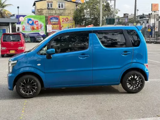 Suzuki Wagon R for rent in Sri Lanka