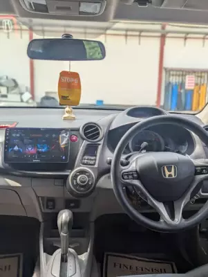 Honda Insight for rent in Sri Lanka
