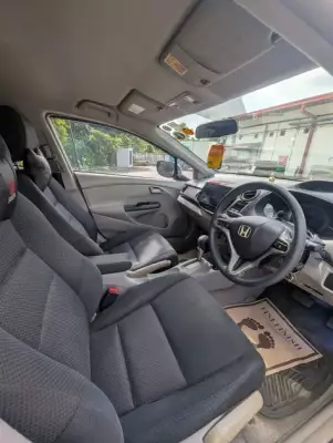 Honda Insight for rent in Sri Lanka