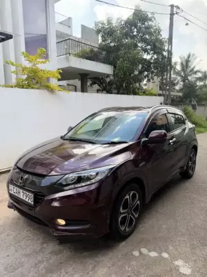 Honda Vezel for rent in Sri Lanka