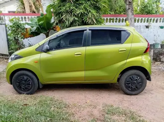 Datsun redi-GO for rent in Sri Lanka