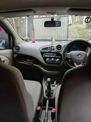 Datsun redi-GO for rent in Sri Lanka