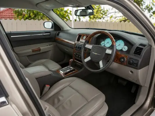 Chrysler 300C for rent in Sri Lanka